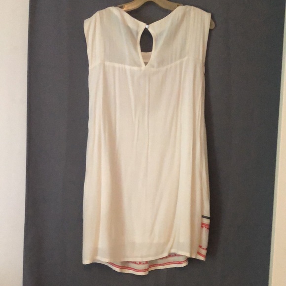 ark & co white embroidered dress, large/medium - Picture 7 of 7